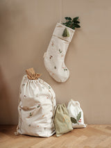 Darilna-vrečka-iz-blaga-Omela-Fabelab-Christmas-Gift-Bag - Holly-embroidery - Birch