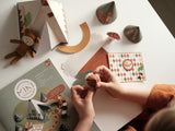 Ustvarjalna knjižica za izdelovanje iz papirja Začarani gozd Fabelab Mini Makers - Enchanted Forest Paper Activity Booklet