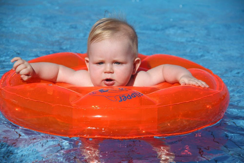 Napihljiv plavalni obroč s hlačkami za dojenčke Flipper Swimsafe Baby Swim Seat