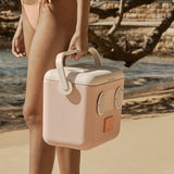 Hladilna torba z zvočniki za plažo Sunnylife Beach Cooler Box Sounds - Powder Pink