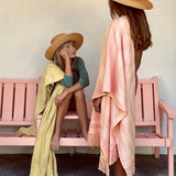 Velika-kopalna-brisača-Sunnylife-Luxe-Terry-Towel - Salmon