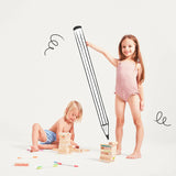 Lesena-druzabna-igra-s-flomastri-za-personalizacijo-Sunnylife-Colour-In-Jumbling-Tower-Set-Majorelle