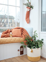 Vrata-za-božičkovega-palčka-Fabelab-Christmas-Elf-Door - Cinnamon