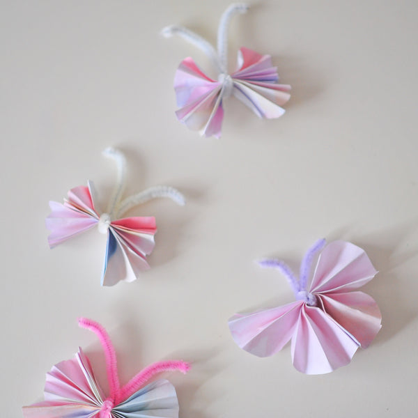 Silly ustvarja : Papirnati metuljčki