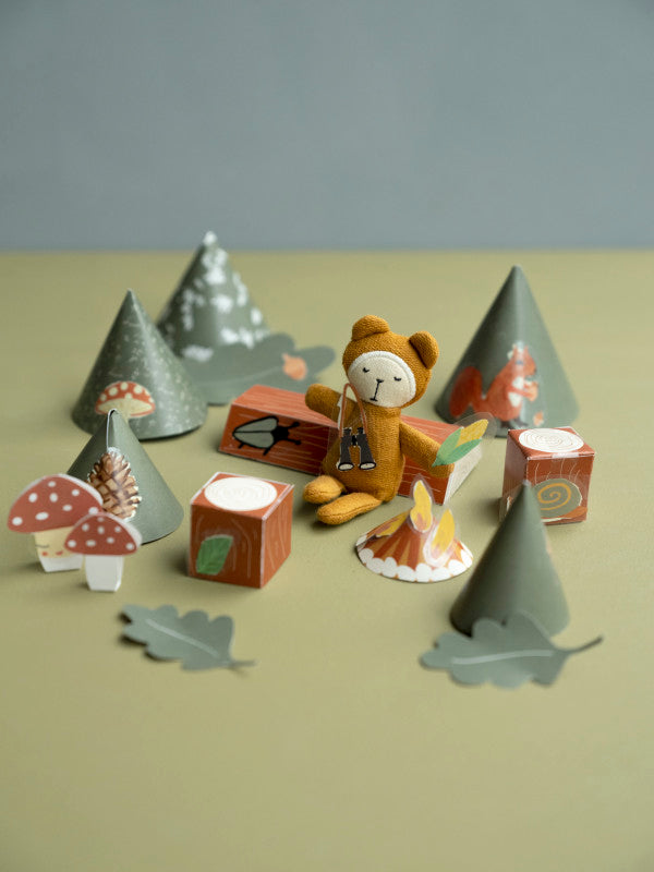 Ustvarjalna knjižica za izdelovanje iz papirja Začarani gozd Fabelab Mini Makers - Enchanted Forest Paper Activity Booklet