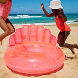 Napihljiv-plavalni-obroč-za-vodo-Sunnylife-Luxe-Pool-Ring - Shell-Neon-Coral